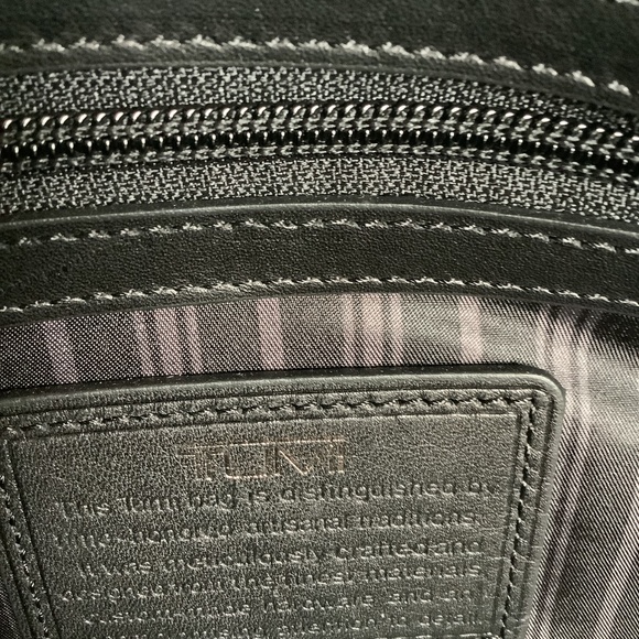 TUMI - Black Leather briefcase/Brand New - never used - Picture 11 of 11